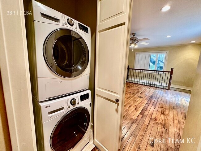 Building Photo - 4819 Jarboe St