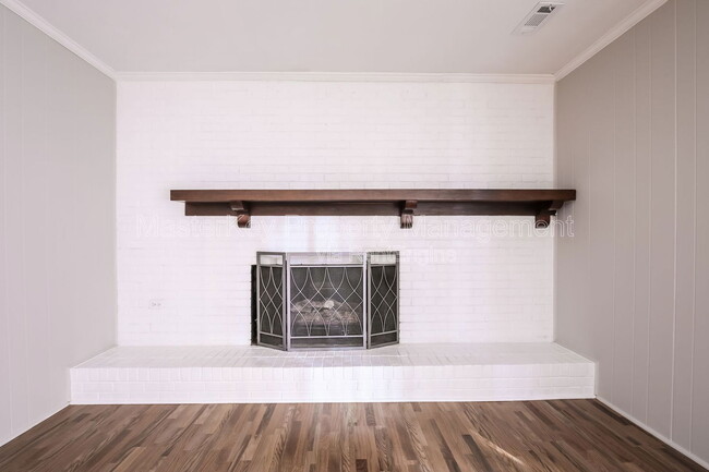 Building Photo - 4017 Grimstead Ln