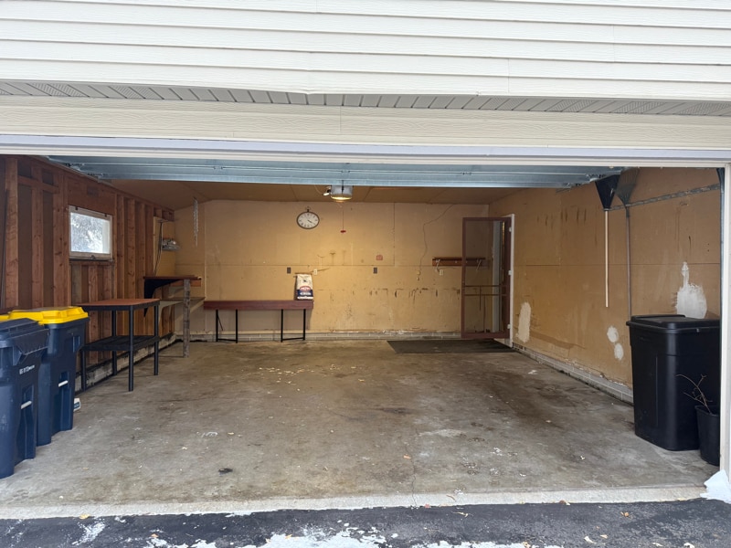 Building Photo - 14913 Echo Way