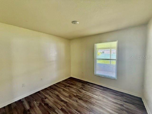 Building Photo - 1157 Normandy Dr