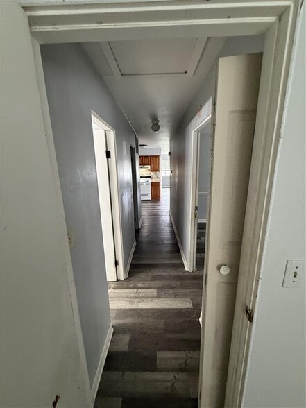 Hallway - 907 La Tourrette Ct