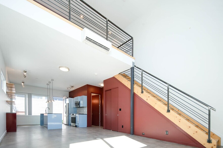 Building Photo - 3513 Delgany St