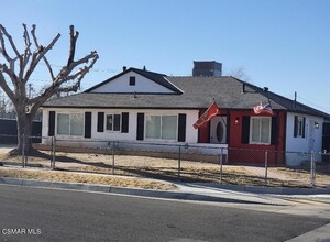 Building Photo - 44231 Glenraven Rd