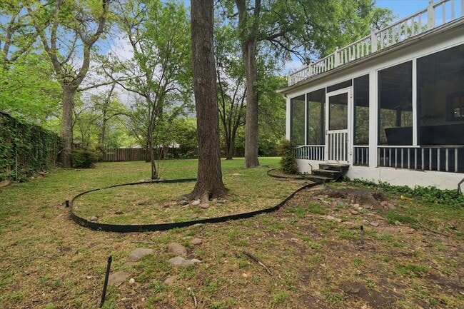 Building Photo - 8106 San Benito Way