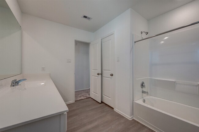 Building Photo - 25414 Katy Gate Ln