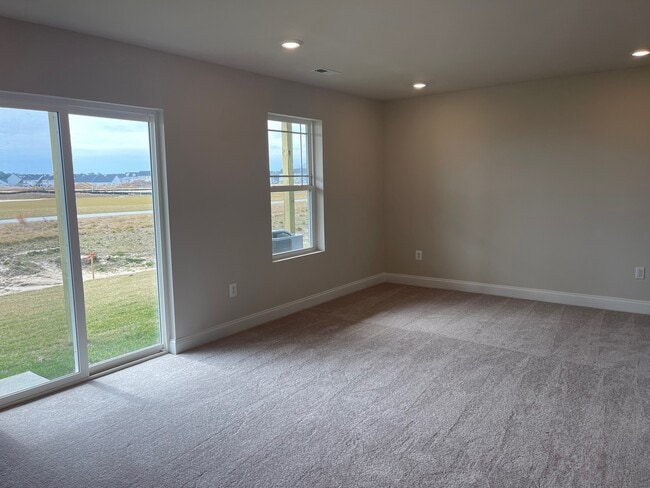 Building Photo - 35398 Wright Way