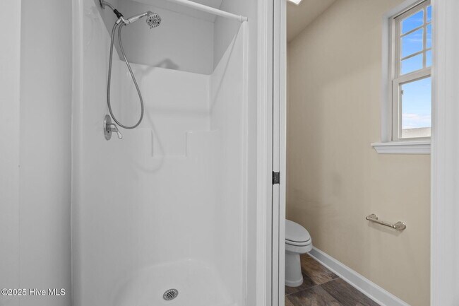 Building Photo - 100 Shallow Ct