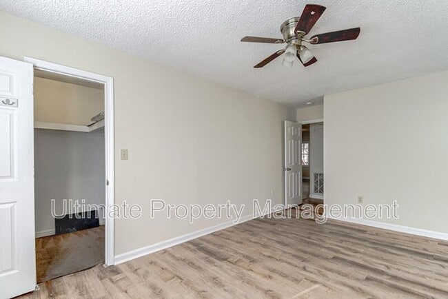 Building Photo - 1314 Dock St