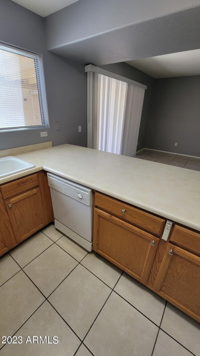 Building Photo - 5846 W Gelding Dr
