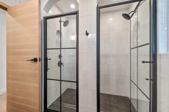 Building Photo - 2607 Pembrook Trail