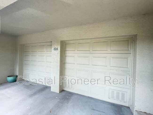 Building Photo - 614 Seascape Wy