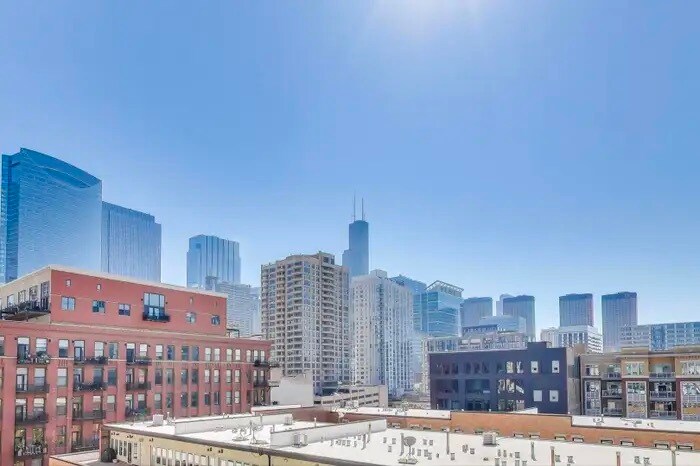 View from Balcony - 660 W Wayman St