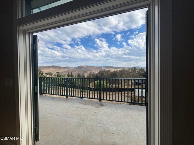 Building Photo - 1577 Tierra Rejada Rd