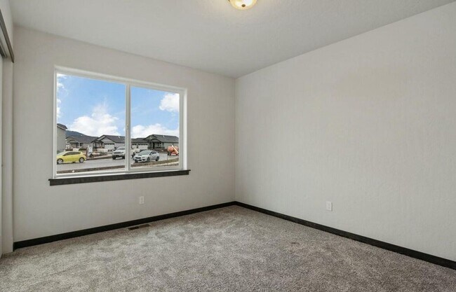 Building Photo - New Construction !
