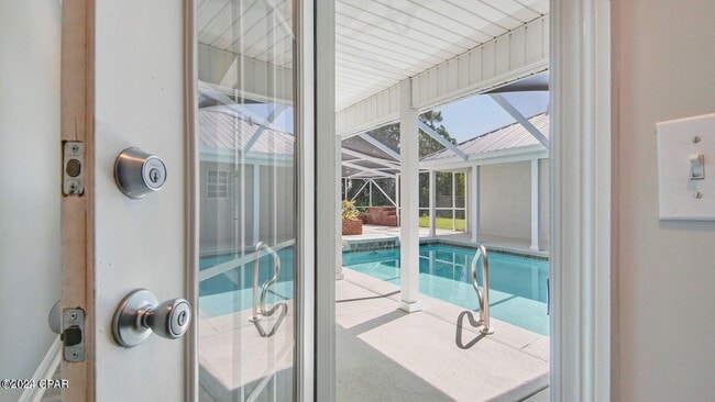 Building Photo - 104 Colony Harbour Rd