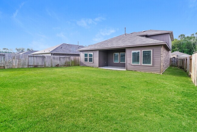 Building Photo - 20835 Olive Leaf St