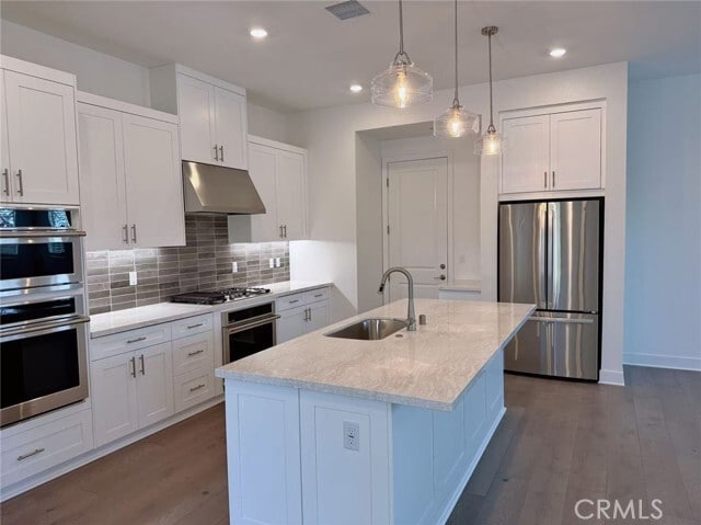Building Photo - 104 Carmine