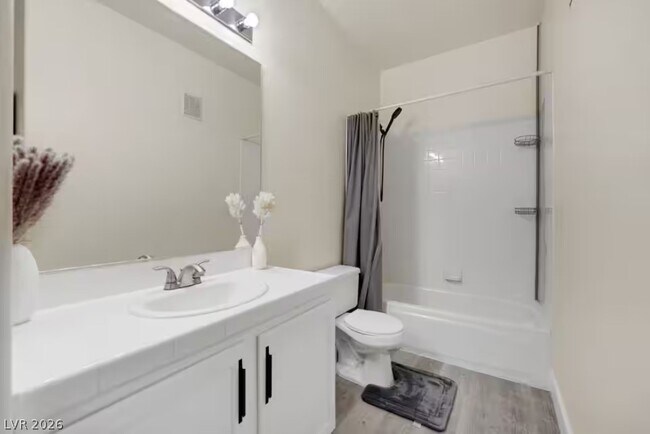 Building Photo - 8501 W University Ave