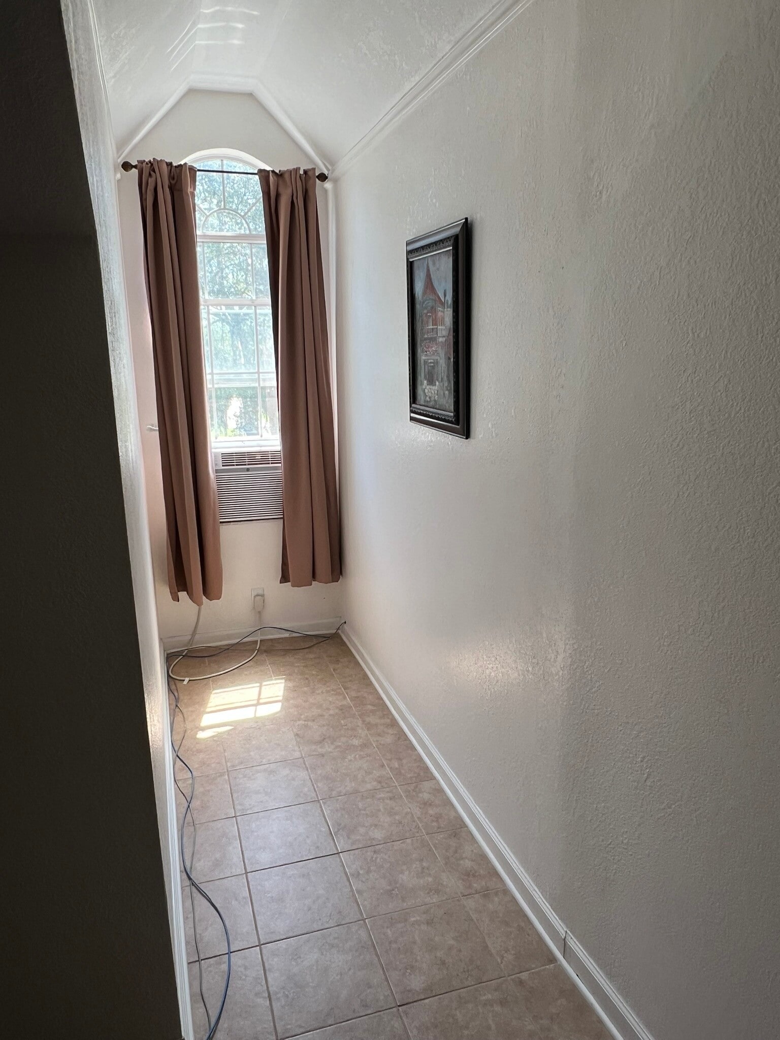 A/C and 2nd bedroom window - 2540 Greenwood Dr