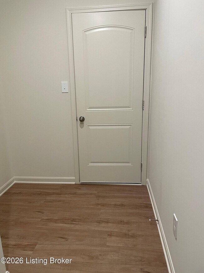 Building Photo - 2850 Fair Ln