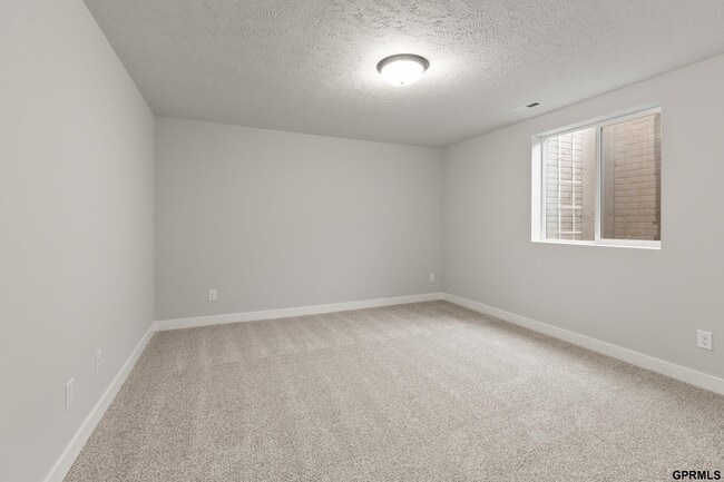 Building Photo - 12811 S 45th Ter