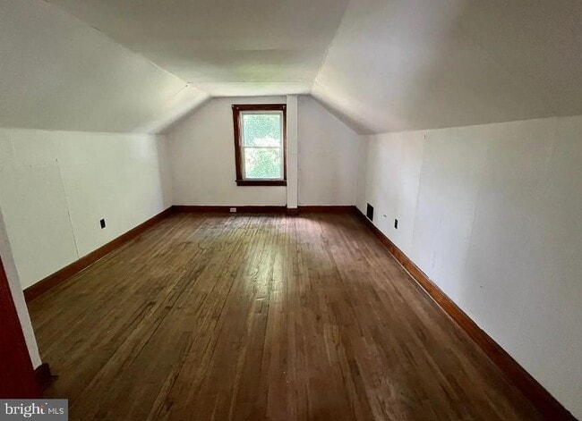 Building Photo - 452 Ohio Ave