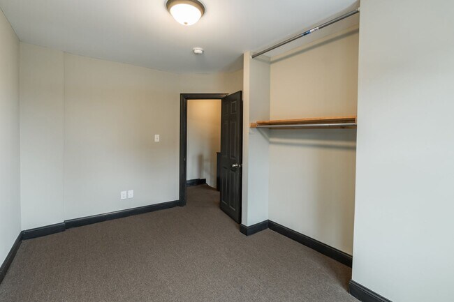 Building Photo - 5700 N 20th St
