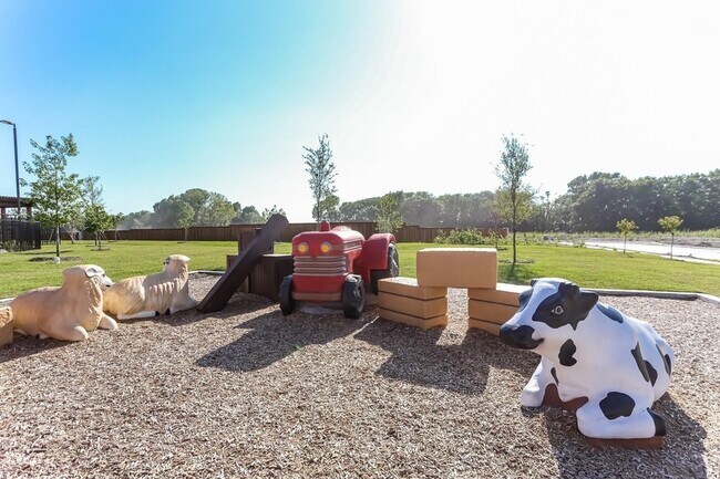 Building Photo - 935 Sandhill Crane Ln