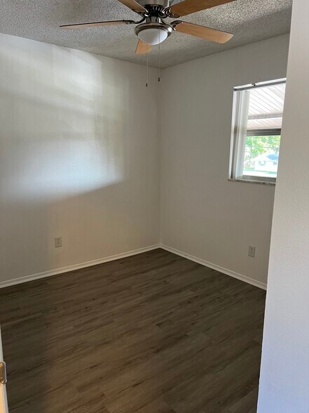 Building Photo - 5521 Bay Blvd