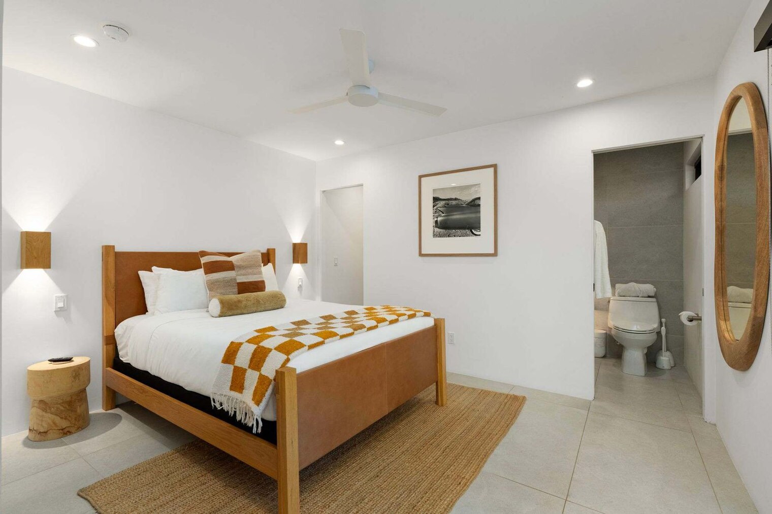 Building Photo - 6511 E Dreyfus Ave