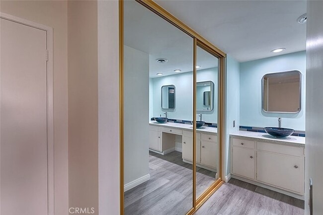 Building Photo - 3932 S Finisterre Dr