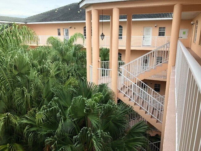Building Photo - 1320 Gondola Park Dr