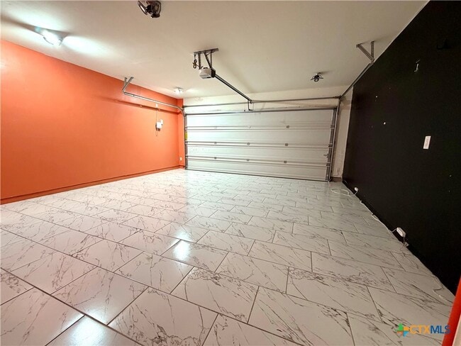 Building Photo - 216 Star Pass