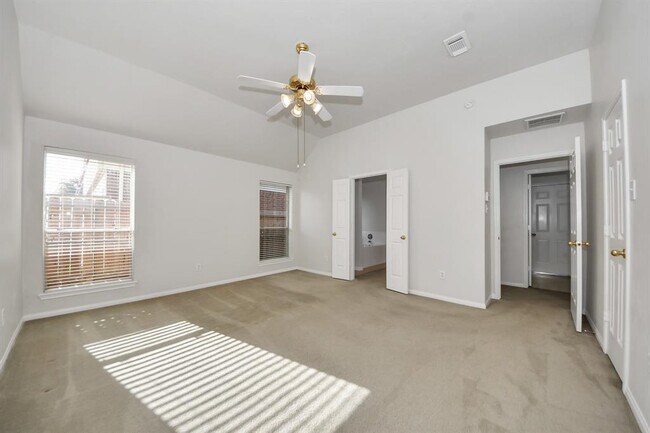 Building Photo - 21106 Brookrock Cir