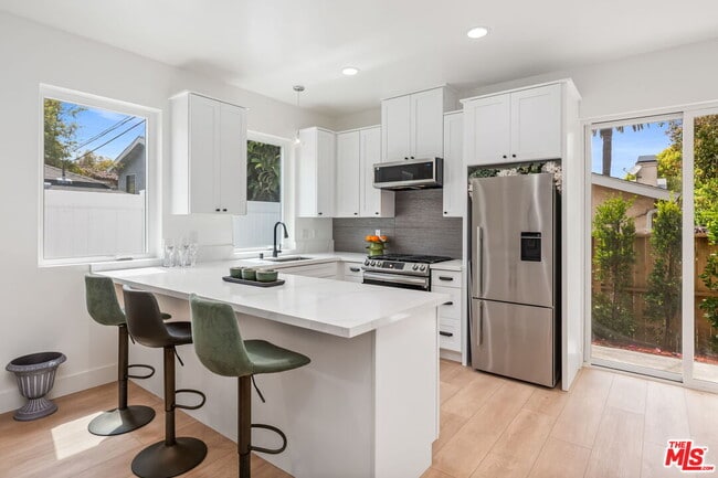 Building Photo - 3643 Helms Ave