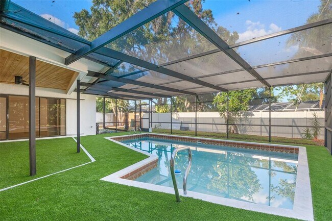 Building Photo - 3145 Sandy Ridge Dr