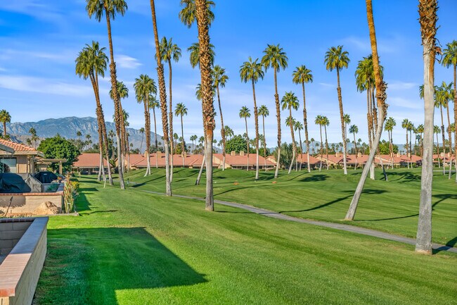 Building Photo - 82 Conejo Cir