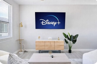 Building Photo - 6612 W Paradise Ln