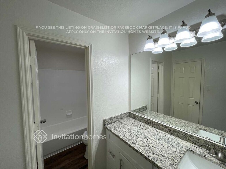 Building Photo - 19115 Badger Ct