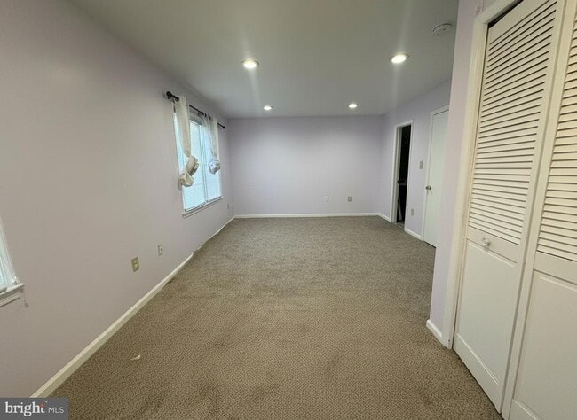 Building Photo - 8956 Milroy Ct