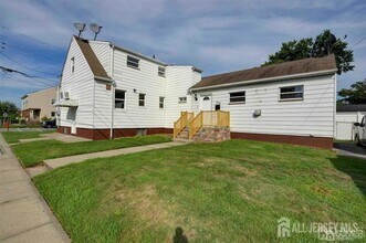 Building Photo - 115 Pulaski Ave