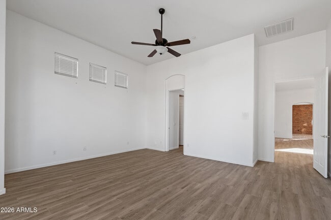 Building Photo - 8096 E Windwood Ln