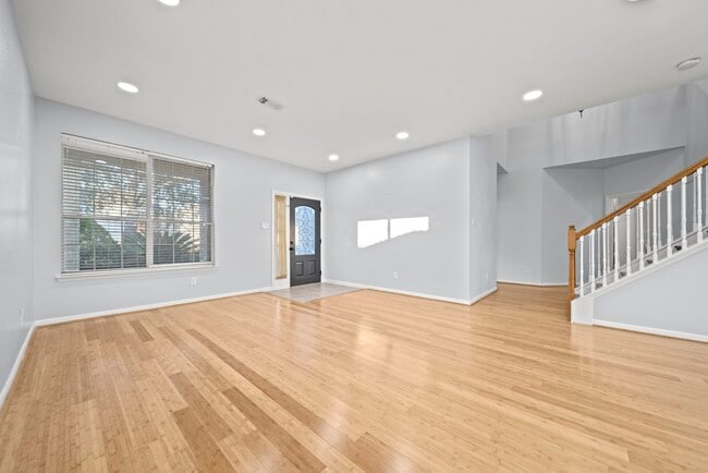 Building Photo - 6323 Channelbrook Ln