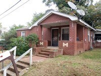 Building Photo - 107 Price St