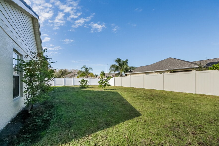 Building Photo - 4660 Huron Bay Cir