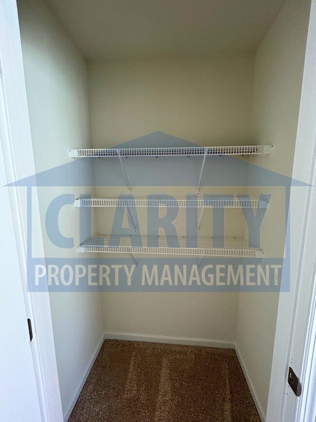 Building Photo - Beautiful 3 bedroom home in new North Cleveland neighborhood!