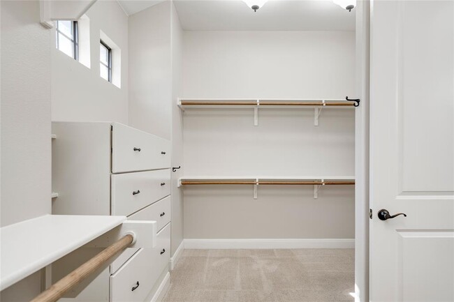 Building Photo - 12600 River Bend