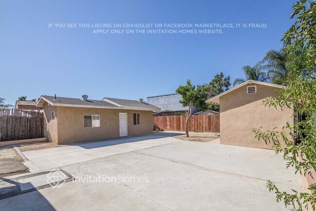 Building Photo - 2093 Goodall Ave