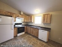 Building Photo - *** Remodeled *** 3 Bed 2 Bath Modular house