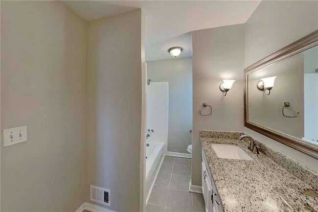 Building Photo - 210 Weatherstone Pkwy